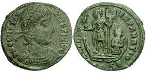 1/2 Centenionalis Empire romain (27BC-395) Bronze Constance II (317 - 361)