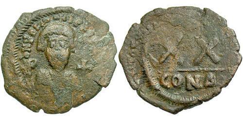 1/2 Follis Imperio bizantino (330-1453) Bronce Phocas(?-610)