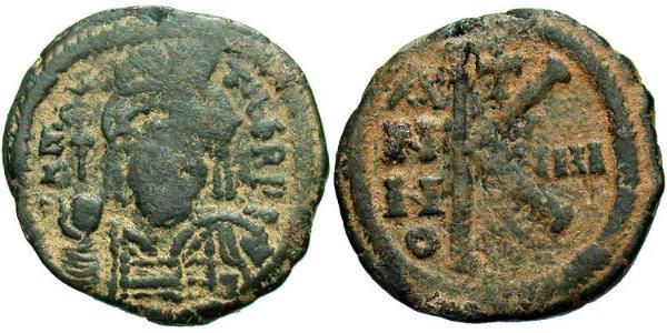 1/2 Follis 拜占庭帝国 青铜 Maurice Tiberius (539-602)