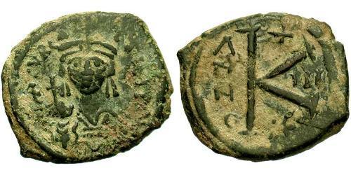 1/2 Фоллис Византийская империя (330-1453) Бронза Маврикий (539-602)