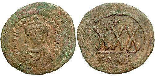 1/3 Follis Imperio bizantino (330-1453) Bronce Tiberio II (535-582)