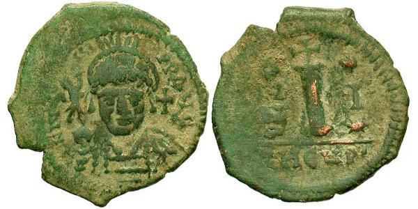 1 Decanummium Byzantine Empire (330-1453) Bronze Justin II (520-578)