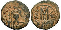 1 Follis Byzantine Empire (330-1453) Bronze Maurice Tiberius (539-602)