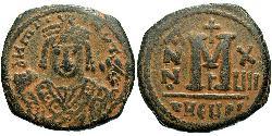 1 Follis Byzantine Empire (330-1453) Bronze Maurice Tiberius (539-602)