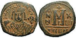 1 Follis Byzantine Empire (330-1453) Bronze Maurice Tiberius (539-602)