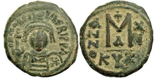 1 Follis Byzantine Empire (330-1453) Bronze Maurice Tiberius (539-602)