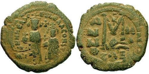 1 Follis Byzantine Empire (330-1453) Bronze Heraclius (575-641)