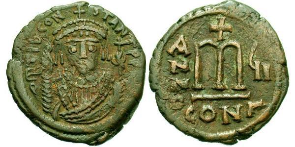 1 Follis Byzantine Empire (330-1453) Bronze Tiberius II (535-582)