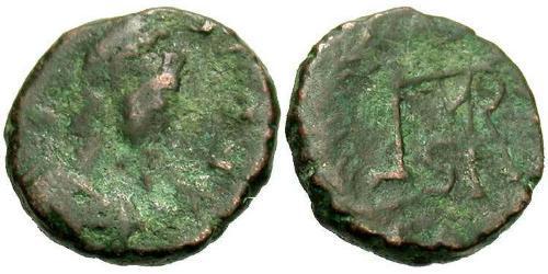 1 Follis / 1 AE4 Imperio bizantino (330-1453) Bronce Marciano (392-457)