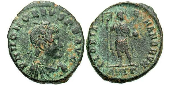 1 Follis /  AE2 Western Roman Empire (285-476) Bronze Honorius  (384-423)