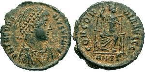 1 Follis /  AE3 Empire romain (27BC-395) Bronze Théodose I (347-395)