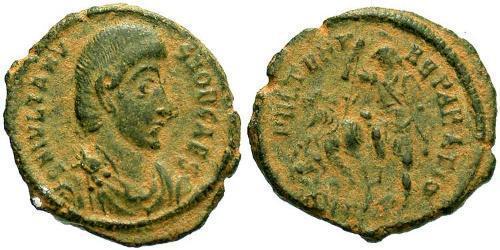 1 Follis /  AE3 Empire romain (27BC-395) Bronze Julien II  (331-363)