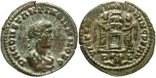 1 Follis /  AE3 Impero romano (27BC-395) Bronzo Costanzo II (317 - 361)
