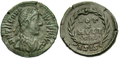 1 Follis /  AE4 Imperio romano (27BC-395) Bronce Teodosio I (347-395)