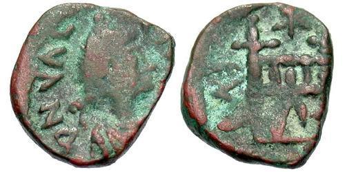 1 Follis /  AE4 Imperio romano de Occidente (285-476) Bronce Valentiniano III (419-455)