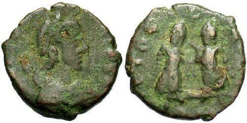 1 Follis /  AE4 Imperio romano de Occidente (285-476) Bronce Valentiniano III (419-455)