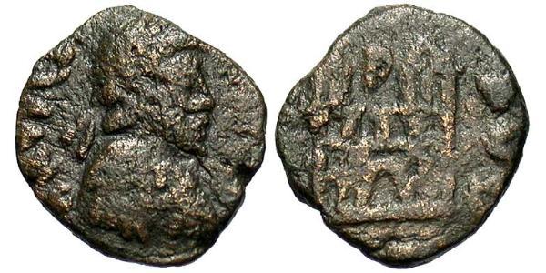 1 Follis /  AE4 Imperio romano de Occidente (285-476) Bronce Valentiniano III (419-455)