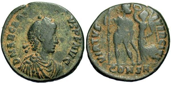 1 Follis /  AE4 Byzantine Empire (330-1453) Bronze Arcadius (377-408)