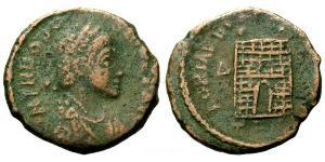 1 Follis /  AE4 Empire romain (27BC-395) Bronze Théodose I (347-395)