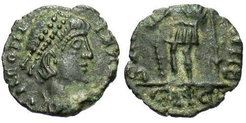 1 Follis /  AE4 Empire romain (27BC-395) Bronze Constance II (317 - 361)