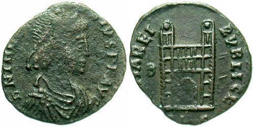 1 Follis /  AE4 Roman Empire (27BC-395) Bronze Theodosius I (347-395)