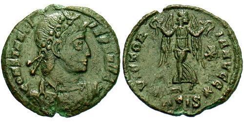 1 Follis /  AE4 Roman Empire (27BC-395) Bronze Constantius II (317 - 361)