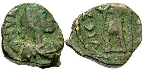 1 Follis /  AE4 Western Roman Empire (285-476) Bronze Valentinian III (419-455)