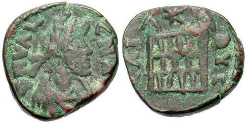 1 Follis /  AE4 Weströmisches Reich (285-476) Bronze Valentinian III (419-455)
