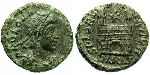 1 Follis /  AE4 Impero romano (27BC-395) Bronzo Magno Massimo (335-388)