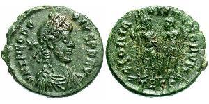 1 Follis /  AE4 拜占庭帝国 青铜 Theodosius II (401-450)