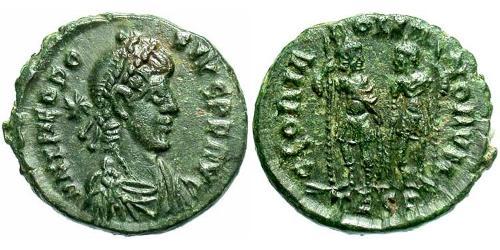 1 Follis /  AE4 拜占庭帝国 青铜 Theodosius II (401-450)