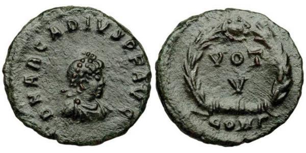 1 Follis /  AE4 拜占庭帝国 青铜 阿卡狄奧斯