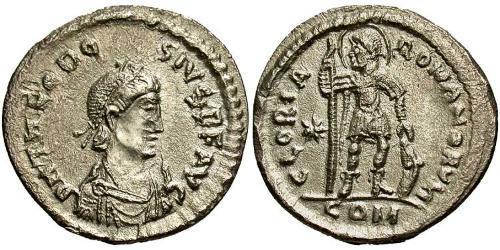 1 Miliarensis Imperio bizantino (330-1453) Plata Teodosio II (401-450)