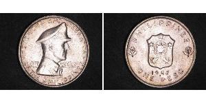 1 Peso Filippine Argento Douglas MacArthur (1880 - 1964) 