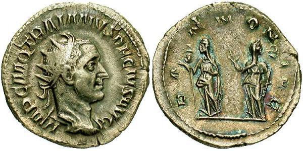 1 Антониниан Римская империя (27BC-395) Серебро Деций Траян (201-251)