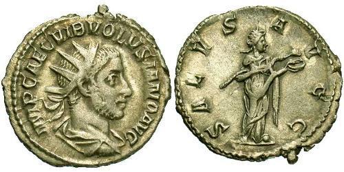 1 Антонініан Римська імперія (27BC-395) Срібло Волусіан (235-253)