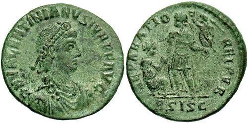 1 Фоллис /  AE2 Римская империя (27BC-395) Бронза Валентиниан II (371-392)