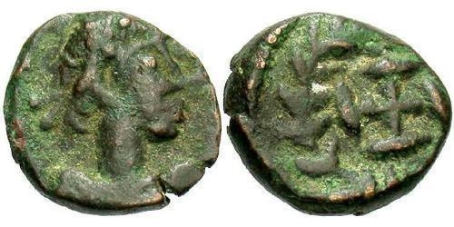 1 Фоллис /  AE4 Западная Римская империя (285-476) Бронза Валентиниан III (419-455)