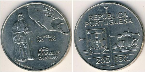 200 Escudo Republica Portuguesa (1975 - ) Kupfer/Nickel 