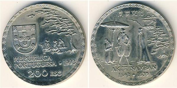 200 Ескудо Португальська Республіка (1975 - ) Нікель/Мідь 