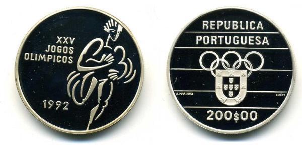 200 Ескудо Португальська Республіка (1975 - ) Срібло 