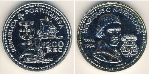 200 Эскудо Португальская Республика (1975 - ) Серебро 