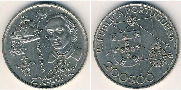 200 Эскудо Португальская Республика (1975 - ) Серебро 