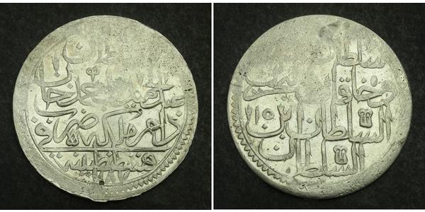 2 Zolota Impero ottomano (1299-1923) Argento Mustafa III (1757 - 1774)