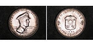 50 Centavo Philippines Argent Douglas MacArthur (1880 - 1964) 