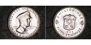 50 Centavo Filippine Argento Douglas MacArthur (1880 - 1964) 