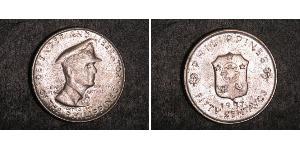 50 Centavo Filipinas Plata Douglas MacArthur (1880 - 1964) 