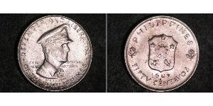 50 Centavo Philippines Silver Douglas MacArthur (1880 - 1964) 