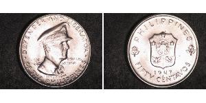 50 Centavo Philippines Silver Douglas MacArthur (1880 - 1964) 