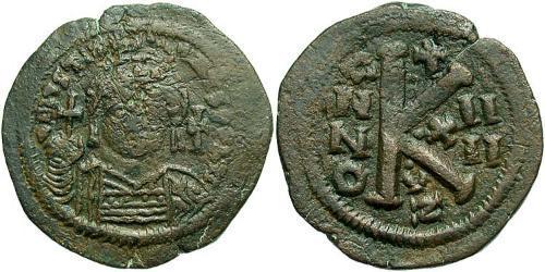 Half Follis Byzantine Empire (330-1453) Bronze Justinian I (482-565)